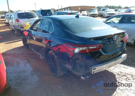 2021 Toyota Camry Xse z USA, uszkodzony, nr VIN 4T1K31AK0MU029367
